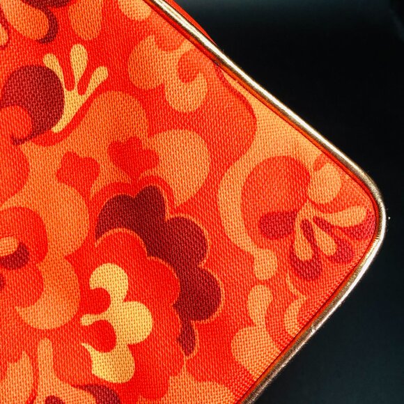 Vintage 70s Orange Flower Power Pyramid Cosmetic Bag, Travel Toiletry Pouch - Picture 10 of 13